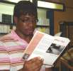 <strong>Gustave Akakpo</strong><br />26 avril 2008. Gustave Akakpo, jeune écrivain togolais en visite en Guyane.