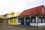 <strong>Balade à Cayenne</strong><br />Un groupe de maisons rénovées rue Madame Payé. (photo Philippe Boré)