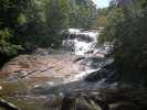 <strong>Les chutes Voltaire</strong><br />Le site des chutes se présente sous la forme de plusieurs cascades d’un dénivelé de 35 m réparties sur 200 m de long. (photo Philippe Boré)